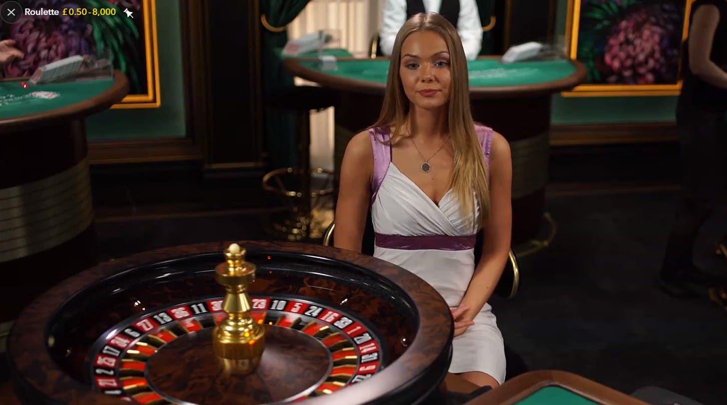 baccarat players